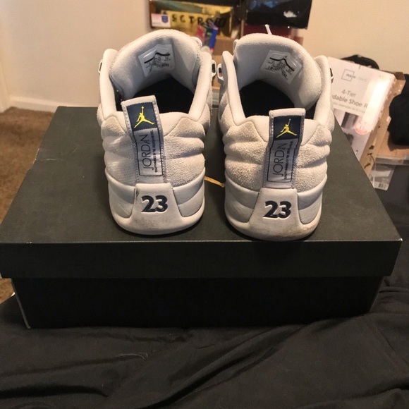 Air Jordan 12 Wolf Grey - Picture 4 of 7